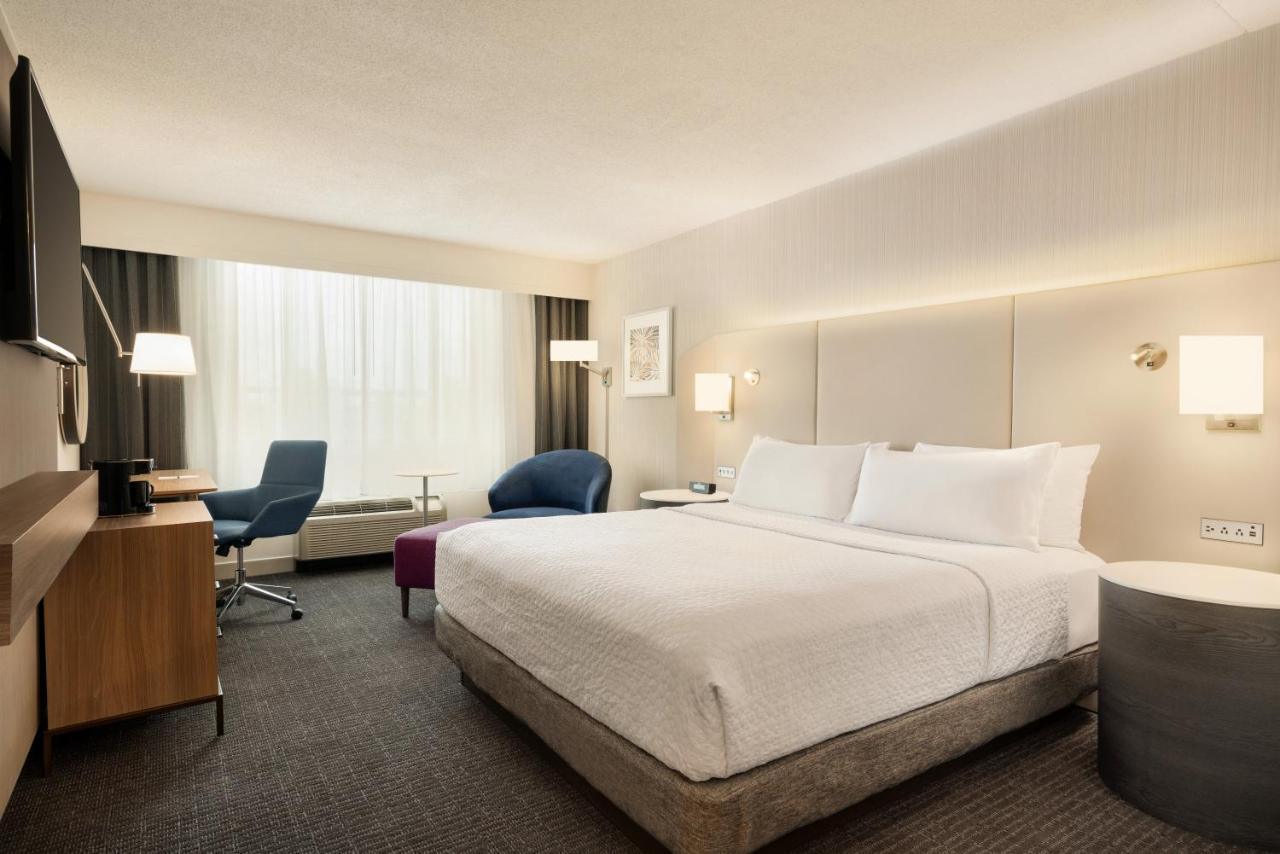 Crowne Plaza Hotel Philadelphia - King Of Prussia By Ihg Ngoại thất bức ảnh